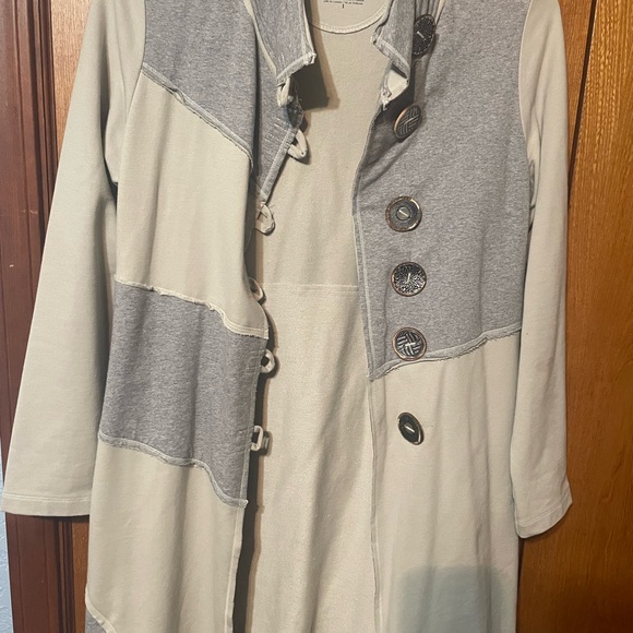 Neon Buddha soft travel yoga patch work jacket beautiful large buttons. - Picture 3 of 4